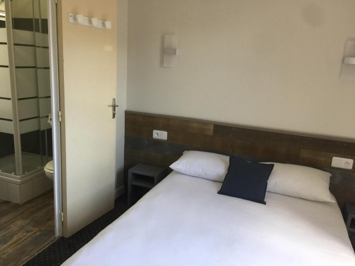 Hotel Tgv แก็งแปร์ ภายนอก รูปภาพ