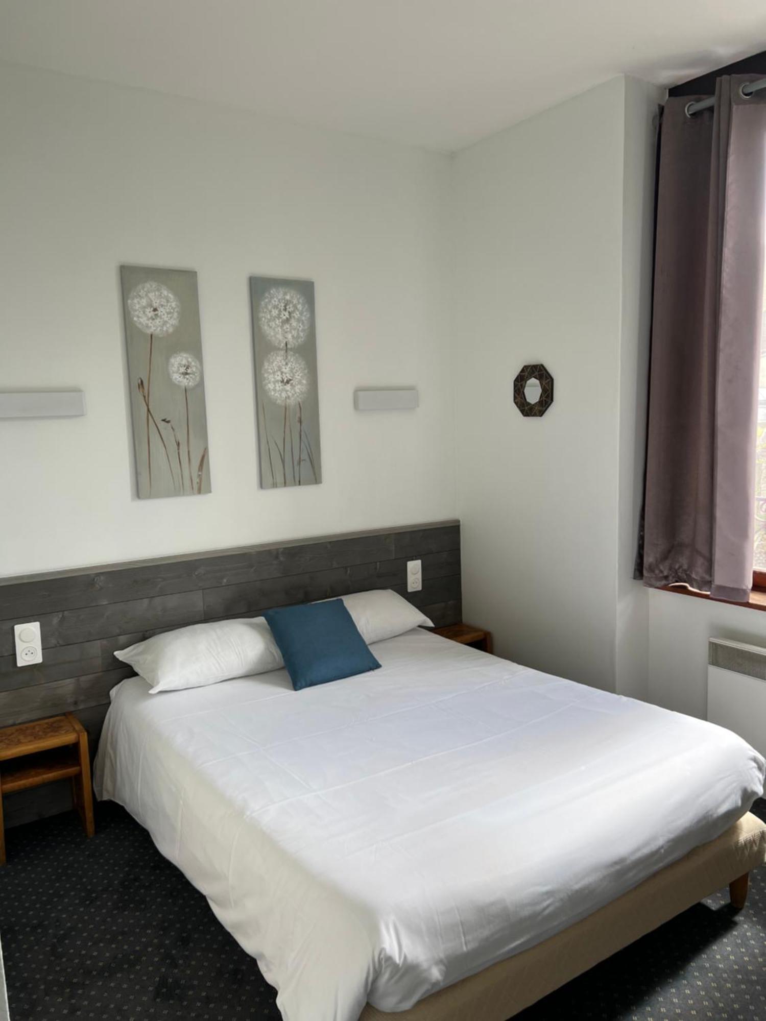 Hotel Tgv แก็งแปร์ ภายนอก รูปภาพ